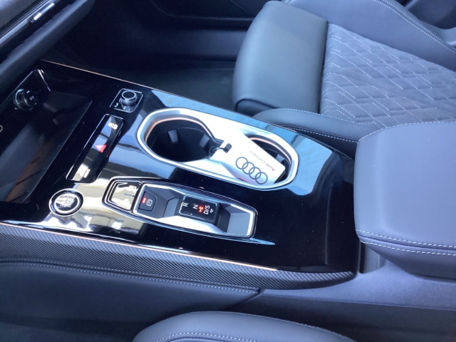 Audi - A6 Avant TDI quattro 150 kW S tronic TechPlus_17