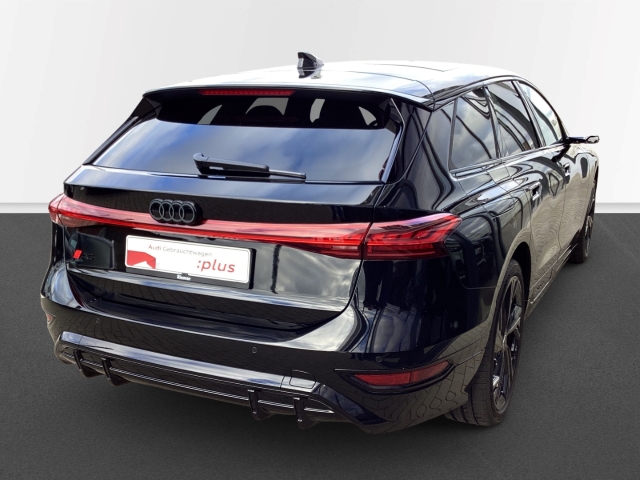 Audi - A6 e-tron Avant performance S-Line B&O TechPlus TopView HUD_6