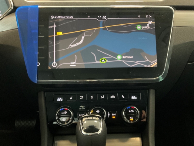 Skoda - Superb 2.0 TDI Combi Style AHK ACC Navi LaneAssist_15