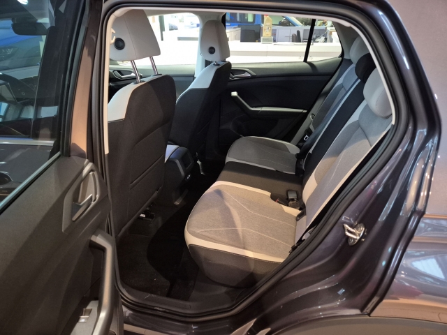 VW - T-Cross Style 115 PS 7-Gang-DSG AHK Navi digitales Cockpit_10