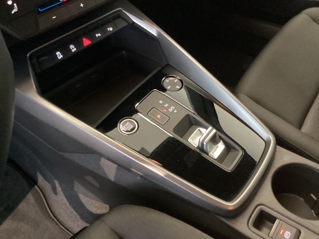 Audi - A3 Sportback advanced 35TFSI S tronic ACC LED PDCv+h Keyless_17