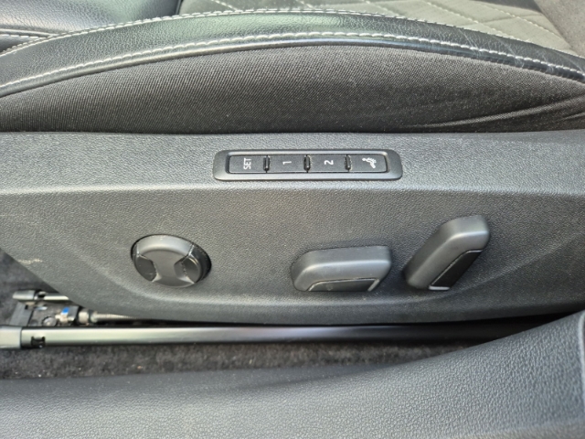 Skoda - Octavia Combi RS Plus 2,0 TDi DSG Panorama ACC LED_17