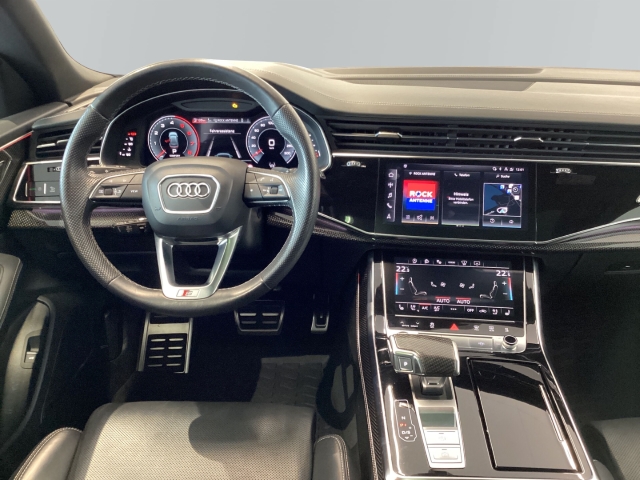 Audi - Q8 competition plus 55TFSI quat.S line*Nachtsicht*Matrix*B&O_11