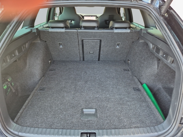 Skoda - Octavia Combi Sportline 2.0 TDI DSG SHZ ACC_9