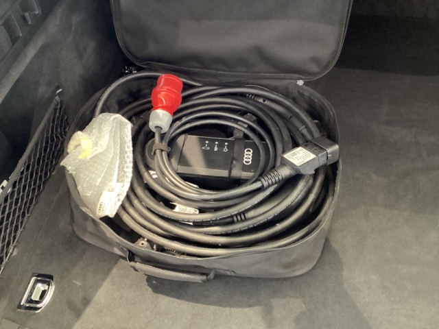 Audi - A6 Avant sport 50TFSI e quattro S line*El. Panodach*Sportsitze_16