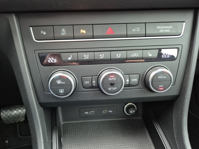 Seat - Ateca Style 1.5 TSI DSG Cam Pano Allwetter SHZ Navi_21