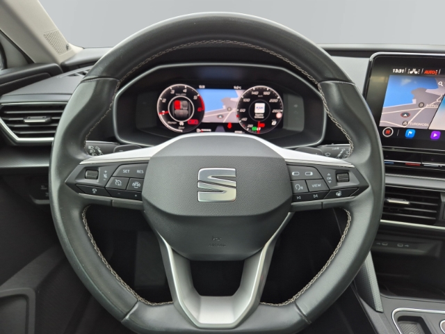 Seat - Leon ST 2,0 TDi DSG Style AHK Panorama FullLink BEATS_14