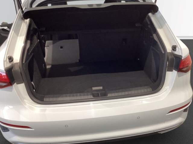 Audi - A3 Sportback advanced 35TFSI S tronic ACC LED PDCv+h Keyless_9