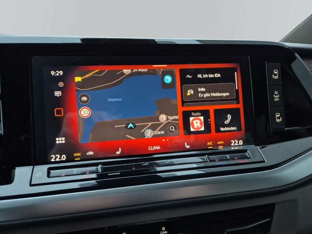 VW - T7 Multivan Style 2,0l TSI DSG Massage AHK ACC_17