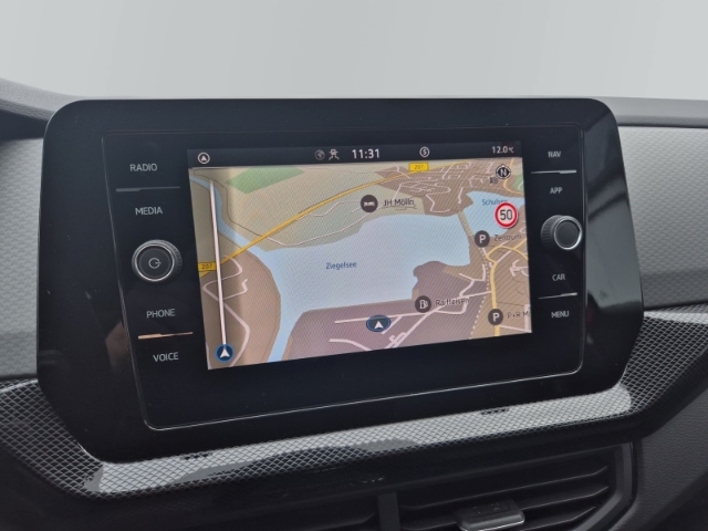 VW - T-Cross 1.0 TSI Life ACC Cam SHZ VW-Garantie bis 29_17