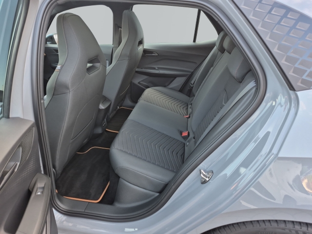 Cupra - Born Sennheiser Panorama SHZ 360° ACC Alarm Kessy_12