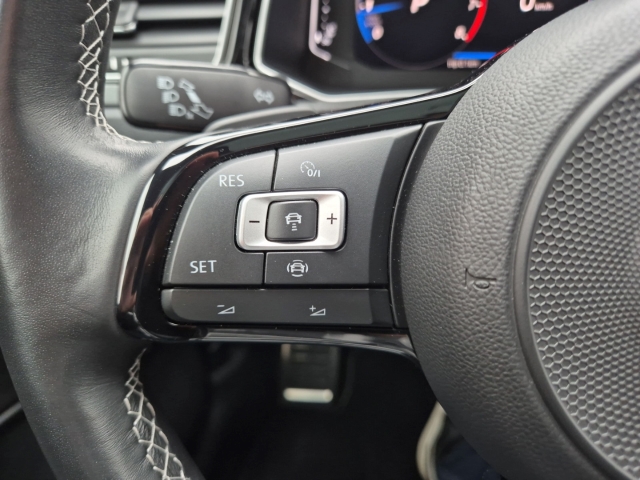 VW - T-Roc R 4Motion DSG Panorama ACC CAM SHZ DCC_22