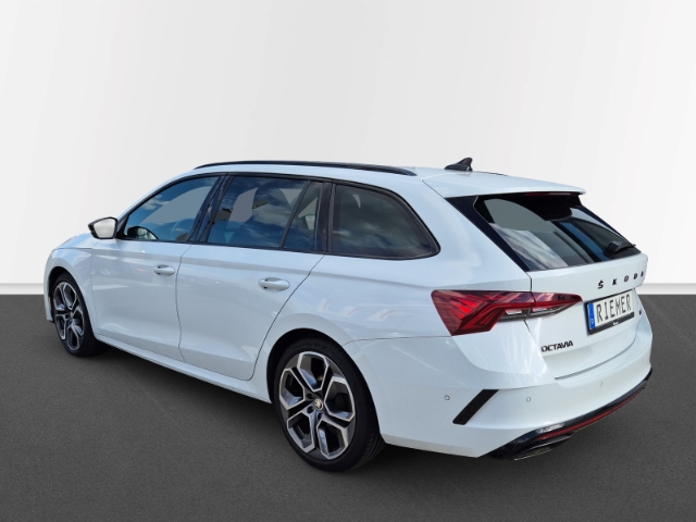 Skoda - Octavia Combi RS Plus 2,0 TDi DSG Panorama ACC LED_2