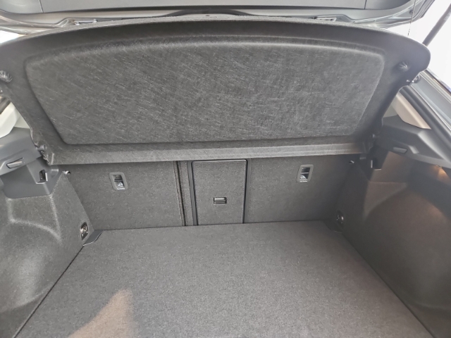 VW - T-Roc Style 2.0 TDI für 41.800,- Euro AHK Rückfahrkamera ergoSitz_9